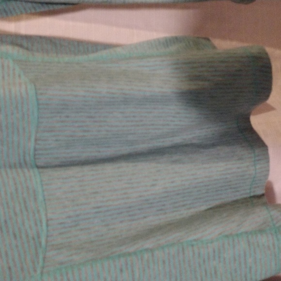 Turquoise w/ faint pink stripe Columbia pullover hoodie sweater Size M - Picture 6 of 6